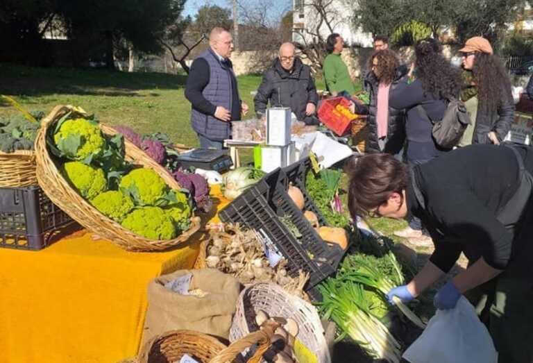 I cittadini si organizzano contro l’inflazione: aumentano i gruppi di acquisto solidale
