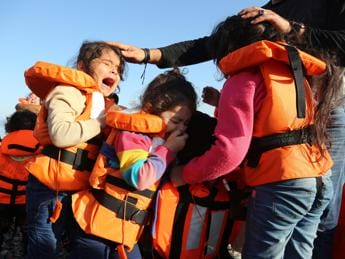 Galleria foto 'Immigrazione e elezioni, Casarini: “Salvini e Meloni sciacalli”' - foto 1
