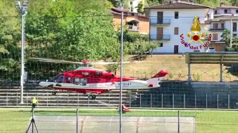 Galleria foto 'Incendio boschivo nel forlivese' - foto 1