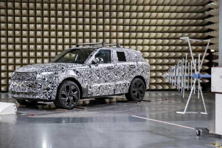 Jaguar Land Rover, una nuova struttura per i test delle auto elettriche
