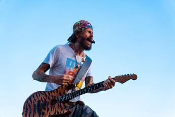 Galleria foto 'Jova Beach Party, Jovanotti-Tozzi: “Incontriamoci in spiaggia”' - foto 1