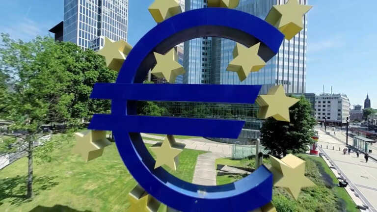 Galleria foto 'La Bce spinge sullo scudo anti-spread' - foto 1