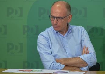 Galleria foto 'Letta firma intesa con Si, Verdi e Di Maio. Incognita Calenda' - foto 1