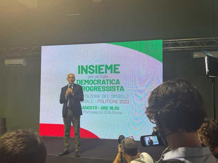 Galleria foto 'Letta, “Il nostro obiettivo è essere prima lista del Paese”' - foto 1