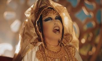 Galleria foto 'Malgioglio: “porterò su Rai3 Bülent Ersoy, la diva transgender turca”' - foto 1