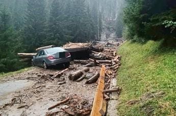 Galleria foto 'Maltempo Alto Adige, evacuate un centinaio di persone in val di Fassa' - foto 1