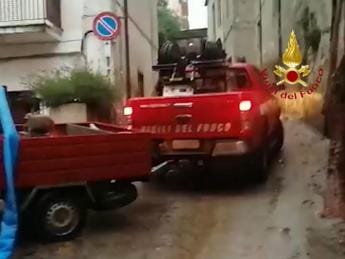 Galleria foto 'Maltempo in Campania, fango e allagamenti' - foto 1