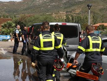 Galleria foto 'Maltempo in Corsica, 5 morti. Ferita una ragazza italiana' - foto 1