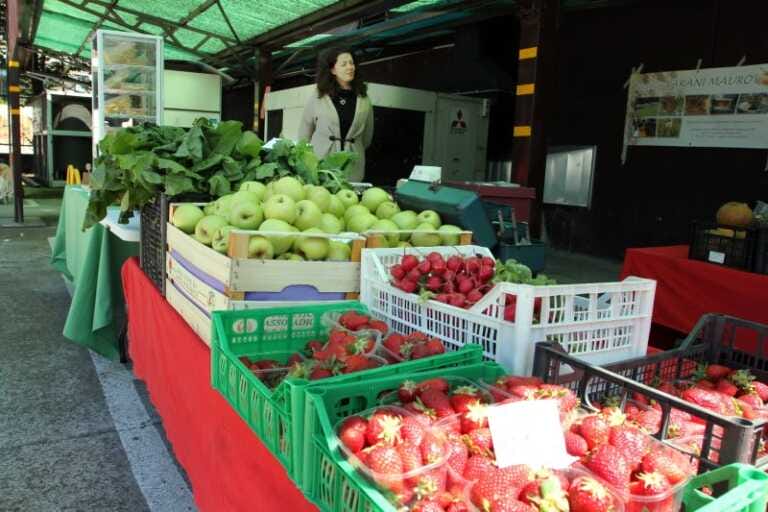 Mercato della frutta sconta aumento di energia e materie prime