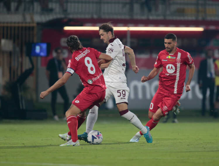 Galleria foto 'Miranchuk e Sanabria, il Torino vince 2-1 a Monza' - foto 1