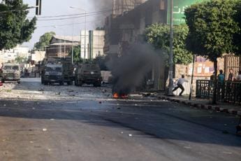 Galleria foto 'Mo, raid Israele a Nablus: ucciso leader Brigate Martiri al-Aqsa' - foto 1