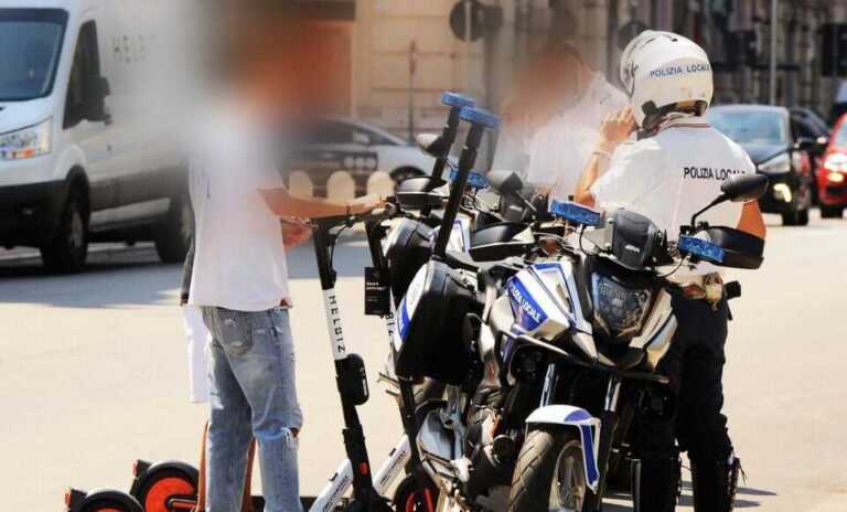 In due sul monopattino o controsenso: a Bari sanzionati 295 conducenti