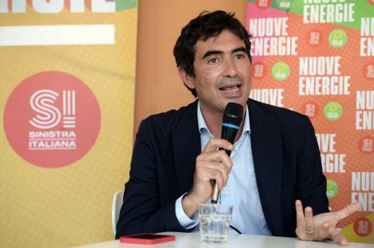 Galleria foto 'Ok dell’Assemblea Nazionale di Sinistra Italiana a trattativa con il PD' - foto 1