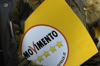 Galleria foto 'Parlamentarie M5S, oggi il voto online: le regole' - foto 1