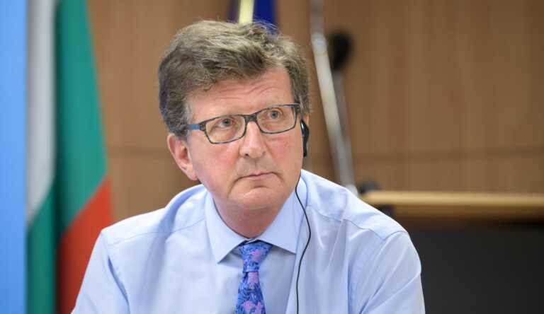 Galleria foto 'Morto Petriccione, dg dell’area clima in Commissione Ue. Nel 1982 la laurea a Bari' - foto 1