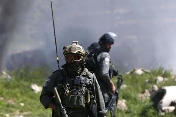 Galleria foto 'Raid Israele su Gaza, “7 morti tra cui una bambina e 40 feriti”' - foto 1