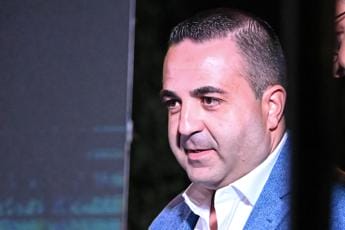 Galleria foto 'Reggio Calabria, spari contro segreteria candidato centrodestra Cannizzaro' - foto 1