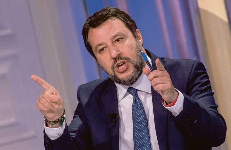 Galleria foto 'Candidature in Puglia: Pd, ricorso in bilico. La Lega schiera Salvini' - foto 1