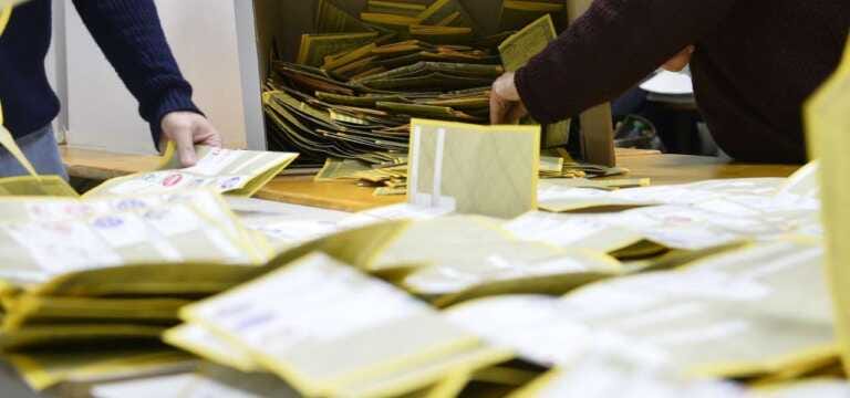 I sondaggi annunciano l’astensione