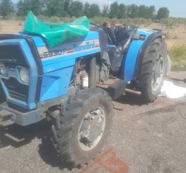 Auto contro trattore a San Severo: c’è un morto