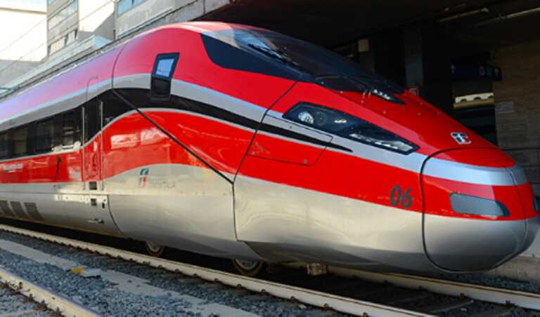 Elezioni, treni scontati fino al 70% per i fuorisede che torneranno a casa per votare