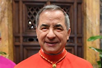 Galleria foto 'Vaticano, Becciu: “Grande gioia, grato al Papa”' - foto 1