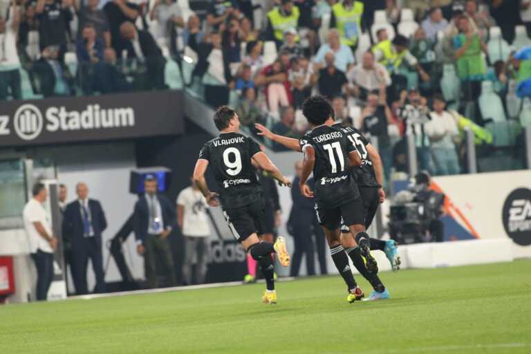 Galleria foto 'Vlahovic e Milik lanciano la Juve, battuto 2-0 lo Spezia' - foto 1