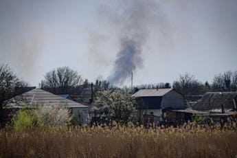 Galleria foto 'Zaporizhzhia, bombardamenti nella regione: almeno 5 morti' - foto 1