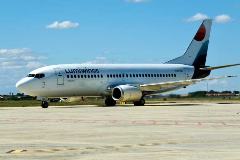 Aeroporti di Puglia, via ai voli dal “Gino Lisa” e 9 stabilizzazioni. Vasile: «Giornata storica»