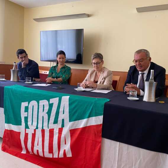 Forza Italia, Raffaella Calia presenta candidatura: «I giovani, le donne e l’ambiente sono i temi che mi stanno più a cuore»