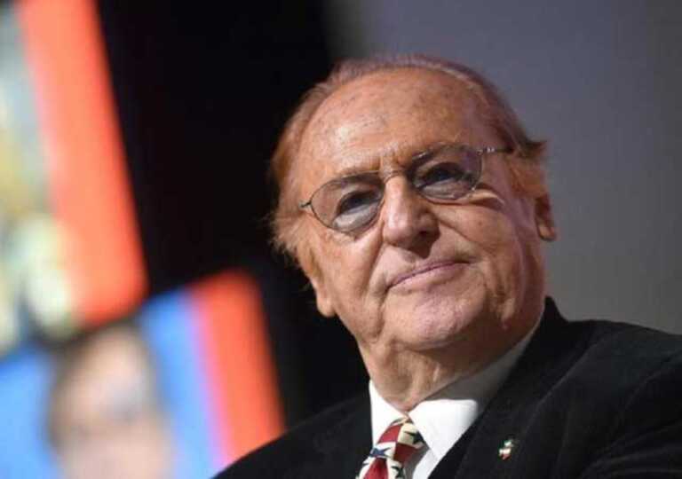 Galleria foto 'Lutto per Renzo Arbore, morto il fratello Alfonso: «Ha vissuto cercando il bello»' - foto 1
