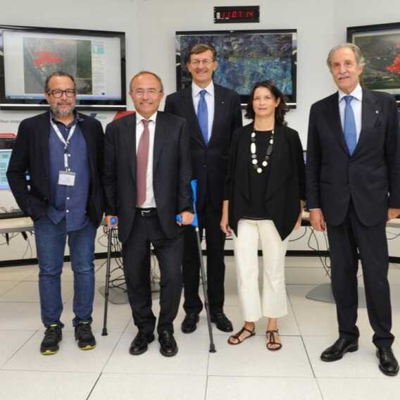Matera, il ministro Vittorio Colao visita il Polo Spaziale