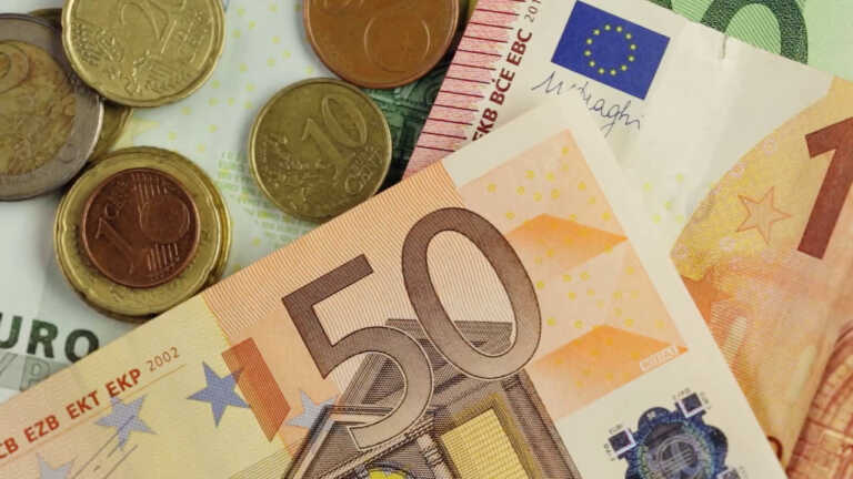 Galleria foto 'A luglio debito pubblico in crescita' - foto 1