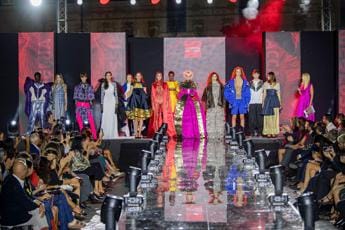 Galleria foto 'A piazza di Spagna la quarta edizione della sfilata Fashion & Talents' - foto 1
