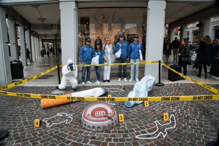 Galleria foto 'A Pordenone la campagna Bat-Marevivo contro l’abbandono dei mozziconi' - foto 1