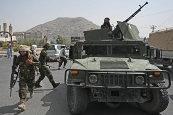 Galleria foto 'Afghanistan, esplosione vicino all’ambasciata russa a Kabul' - foto 1