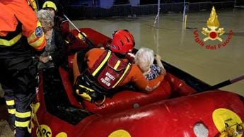 Galleria foto 'Alluvione nelle Marche, sindaco Cantiano: “Centro storico non esiste più”' - foto 1