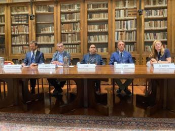 Galleria foto '‘Ascolta il tuo cuore’, Gemelli con Danacol per campagna prevenzione' - foto 1
