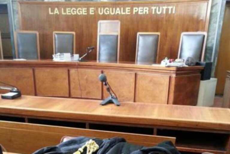 «L’addetto stampa lavora in nero»: condannati Bellanova e i dem leccesi