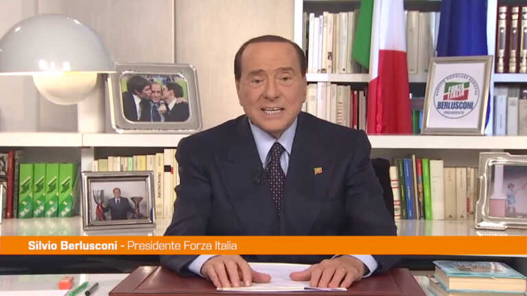 Galleria foto 'Berlusconi “Aumento pensioni e assistenza pubblica per disabili”' - foto 1