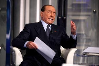 Galleria foto 'Berlusconi, le parole su Putin e Zelensky diventano un caso' - foto 1