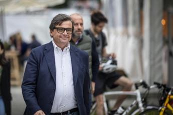 Galleria foto 'Calenda: “Governo? Dura poco, c’è tempesta perfetta in arrivo”' - foto 1