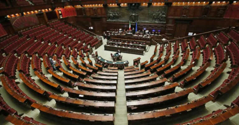 La politica senza idee contro la crisi