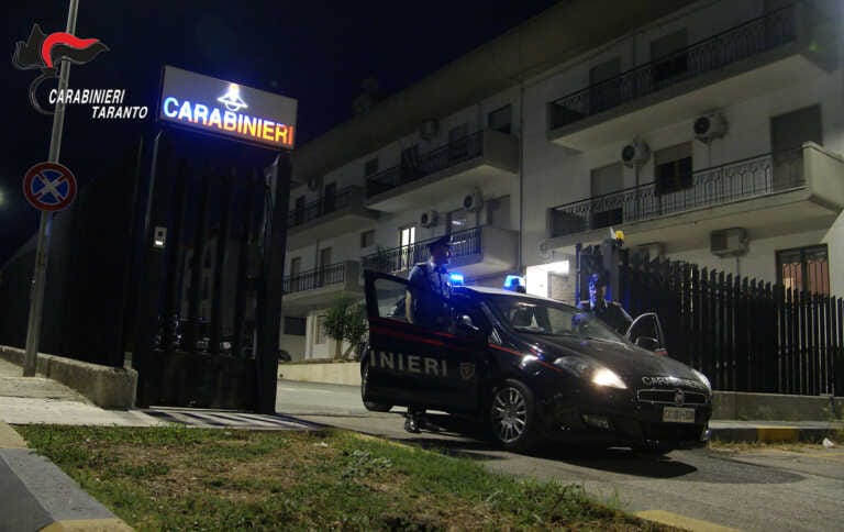 Galleria foto 'Appena assunta ruba denaro dalla cassa del negozio: 27enne arrestata a Ginosa' - foto 1