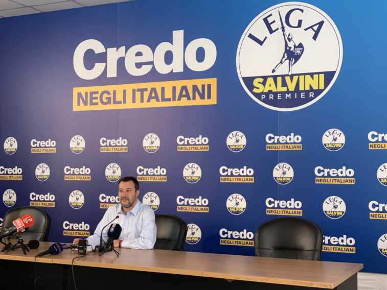 Galleria foto 'Consiglio Federale Lega “Piena fiducia a Salvini”' - foto 1