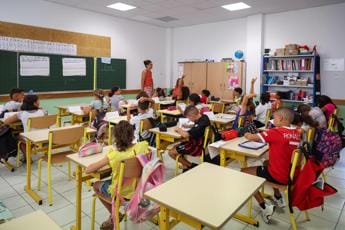 Galleria foto 'Covid e scuola, Pregliasco: “Non è finita, pronti a eventuali restrizioni”' - foto 1