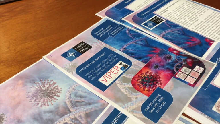 Galleria foto 'Covid, nuove speranze da un antivirale ad ampio spettro' - foto 1