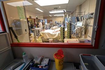 Galleria foto 'Covid oggi Italia, 21.190 contagi e 46 morti: bollettino 21 settembre' - foto 1