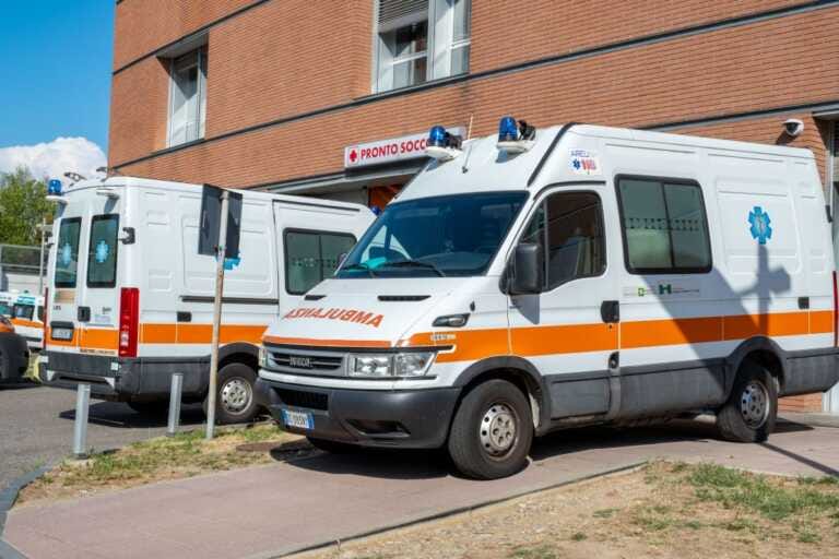 Galleria foto 'Covid, Sono 28.395 i nuovi positivi e 60 le vittime' - foto 1