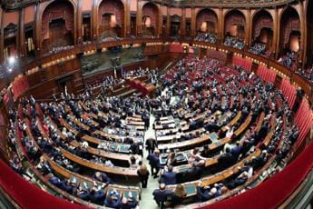 Galleria foto 'Da Speranza e Di Maio: chi viene eletto alla Camera Le chance – I numeri' - foto 1